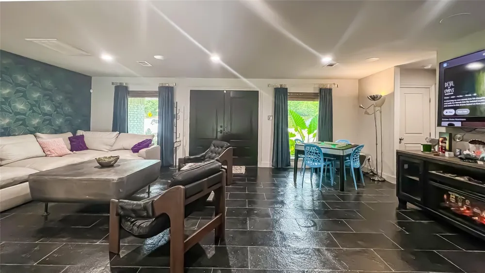 1106 Kipp Avenue Kemah, TX 77565