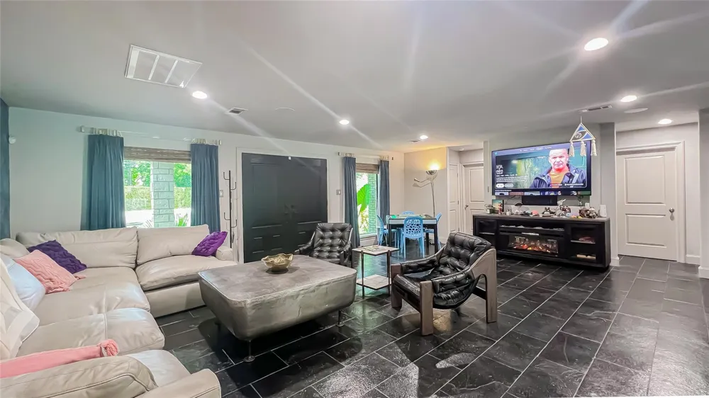 1106 Kipp Avenue Kemah, TX 77565