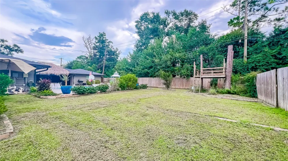 1106 Kipp Avenue Kemah, TX 77565