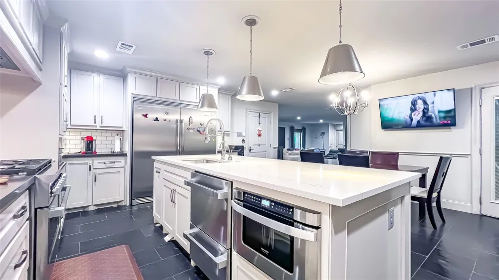 1106 Kipp Avenue Kemah, TX 77565
