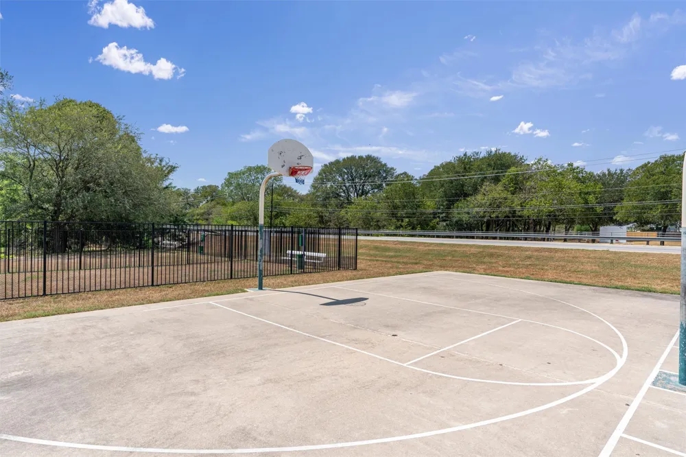 15012 Parrish Lane Austin, TX 78725