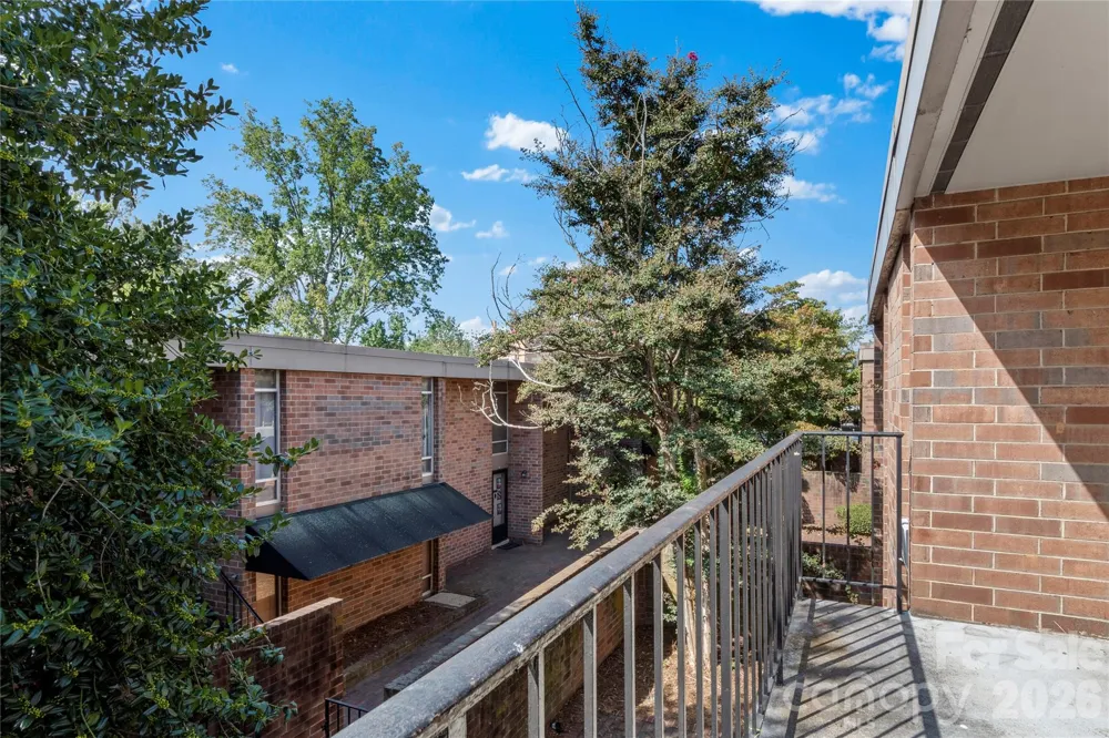 1805 S Hawthorne Road Winston Salem, NC 27103