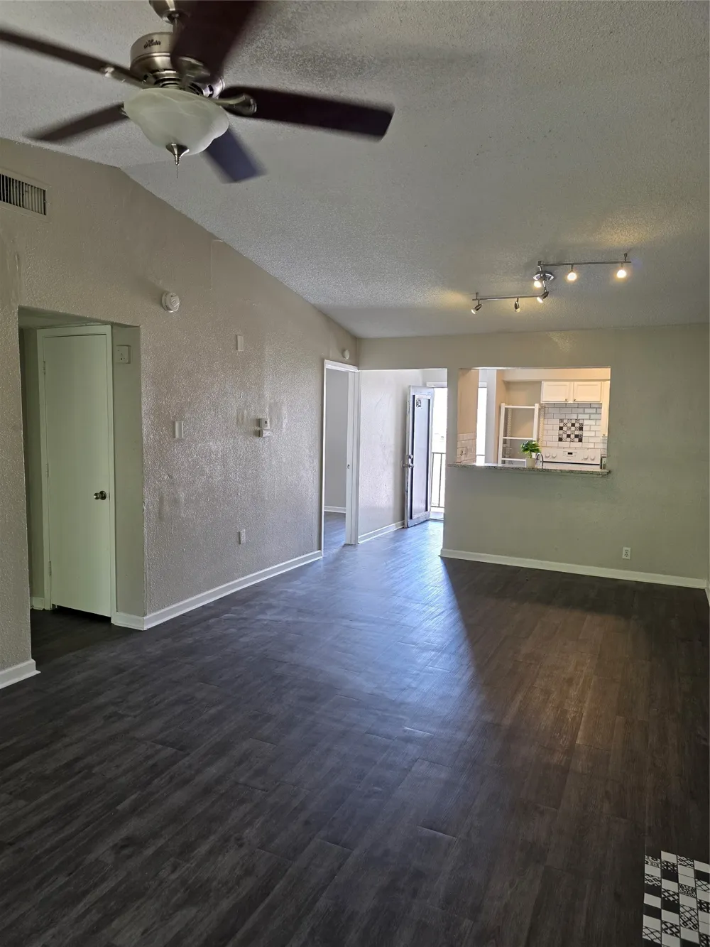 6050 Melody Lane #341 Dallas, TX 75231
