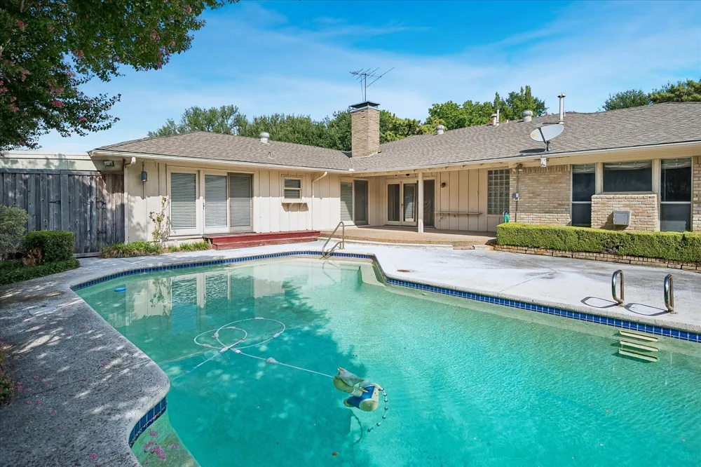 4108 Myerwood Lane Dallas, TX 75244