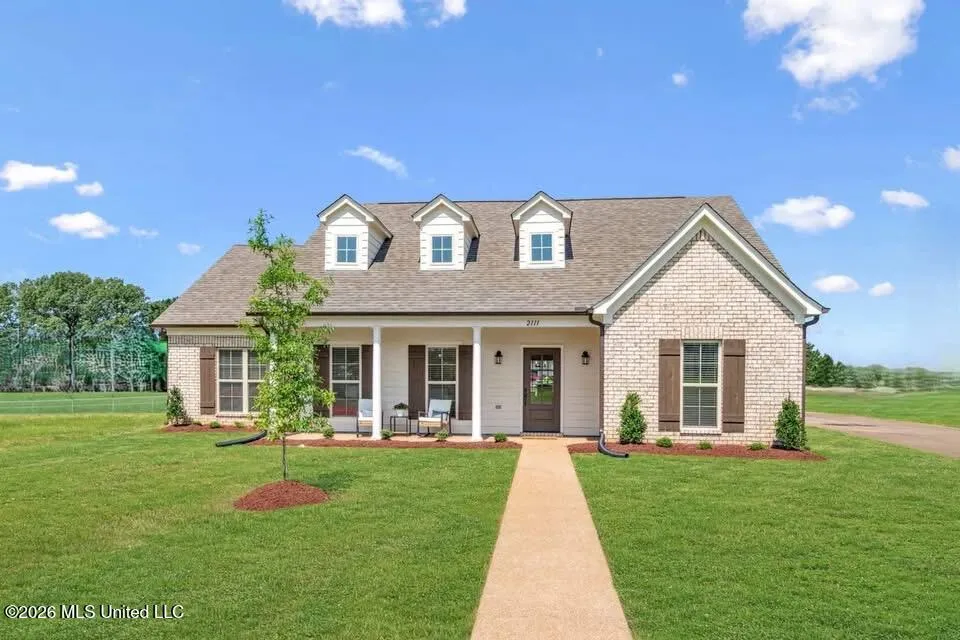 2294 Scott Mdws Lane Hernando, MS 38632