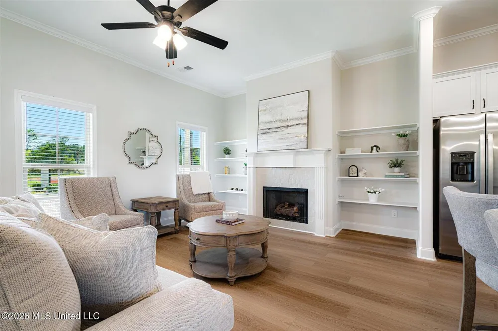 2294 Scott Mdws Lane Hernando, MS 38632
