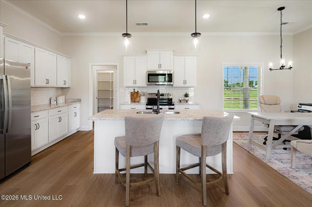 2294 Scott Mdws Lane Hernando, MS 38632