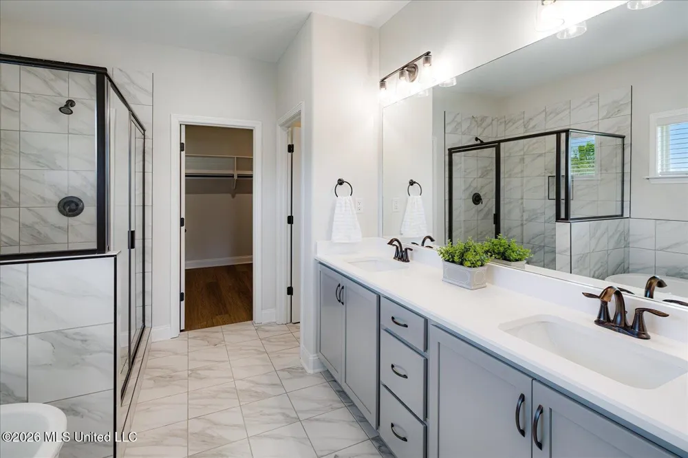 2294 Scott Mdws Lane Hernando, MS 38632