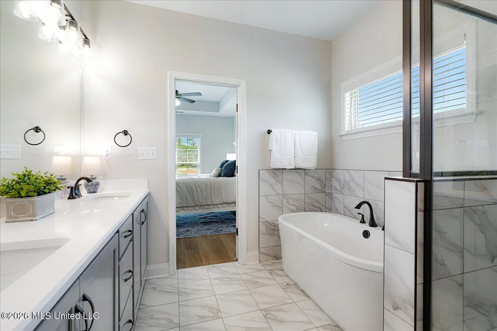 2294 Scott Mdws Lane Hernando, MS 38632