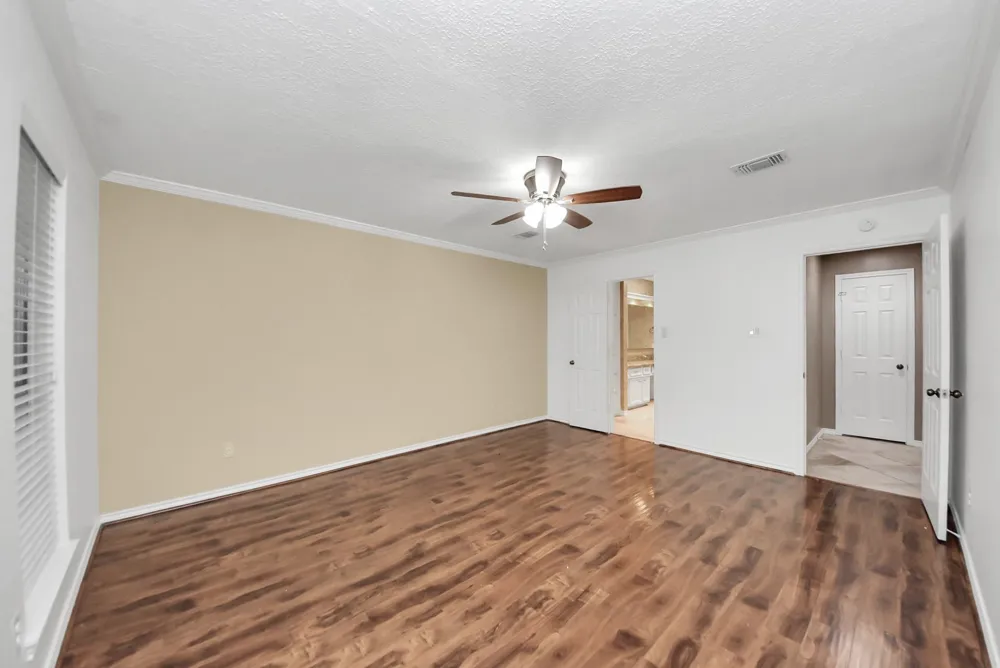 12463 Oak Park Drive Houston, TX 77070