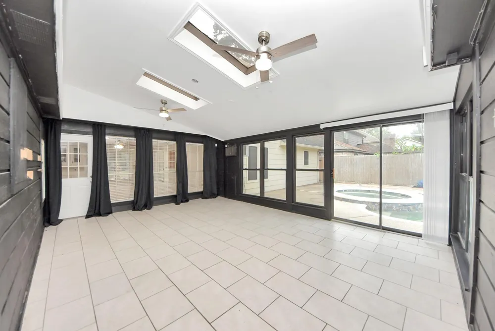 12463 Oak Park Drive Houston, TX 77070