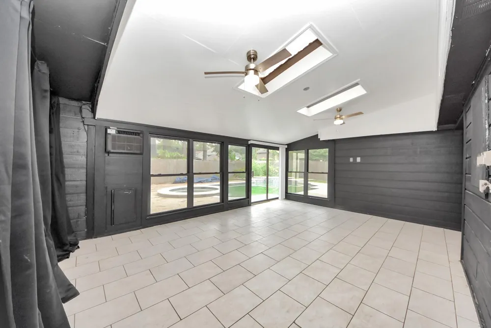 12463 Oak Park Drive Houston, TX 77070