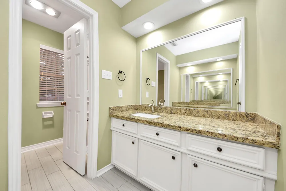 12463 Oak Park Drive Houston, TX 77070