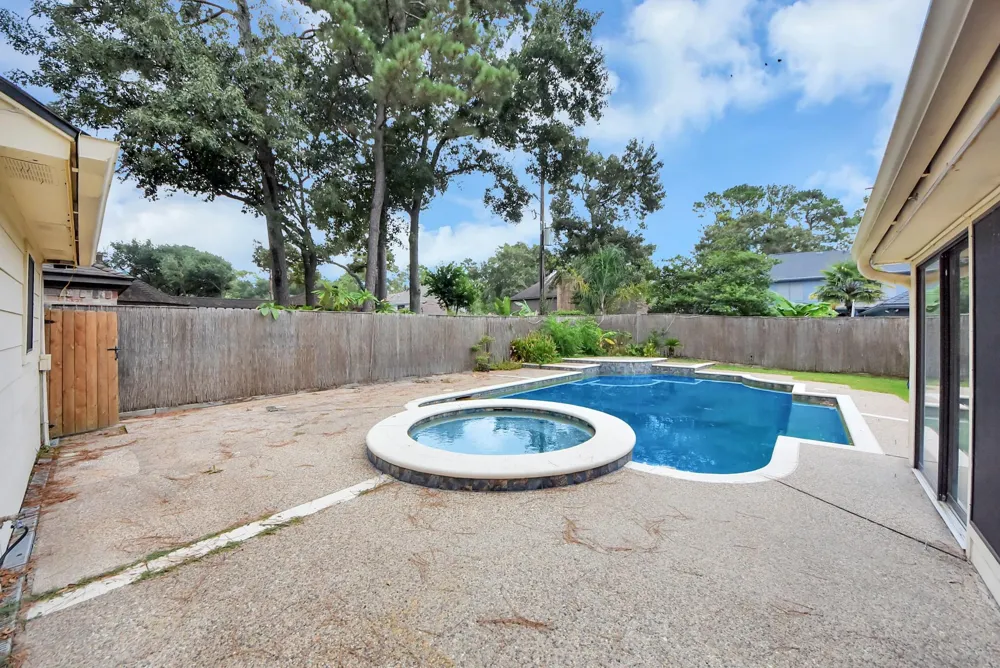 12463 Oak Park Drive Houston, TX 77070