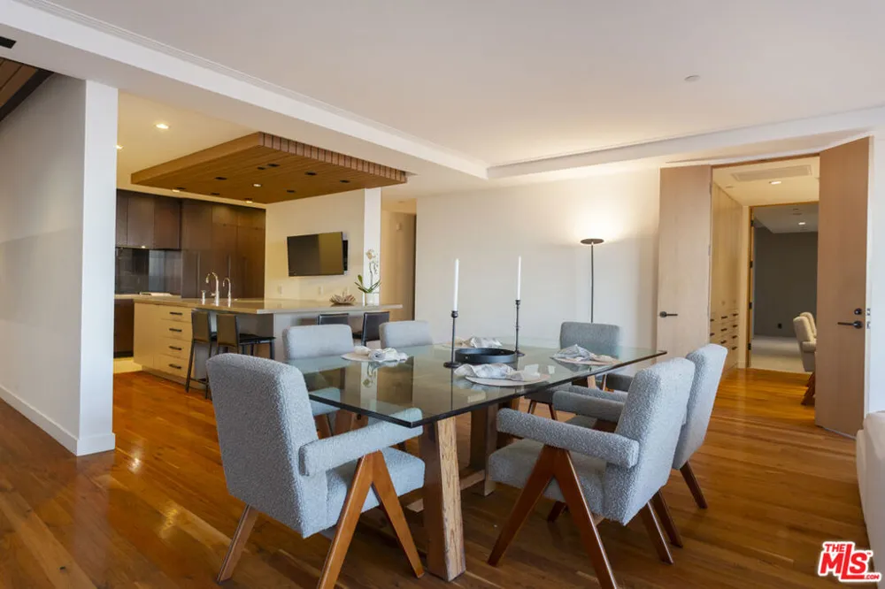10660 Wilshire Boulevard #1207 Los Angeles, CA 90024