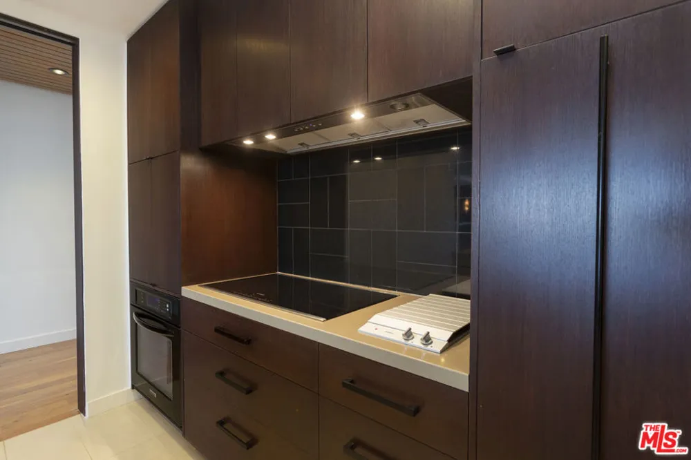 10660 Wilshire Boulevard #1207 Los Angeles, CA 90024