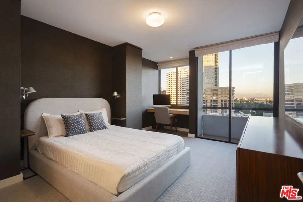 10660 Wilshire Boulevard #1207 Los Angeles, CA 90024