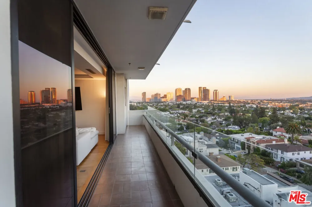 10660 Wilshire Boulevard #1207 Los Angeles, CA 90024