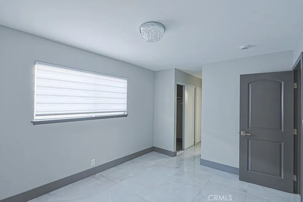16561 Monroe Huntington Beach, CA 92647