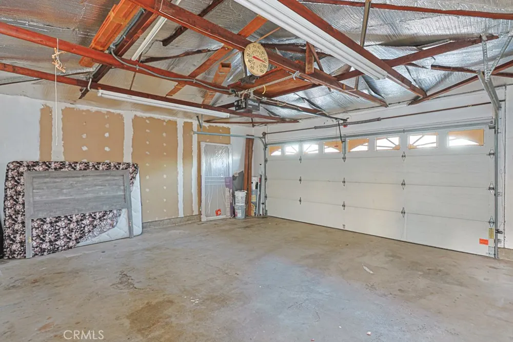 16561 Monroe Huntington Beach, CA 92647