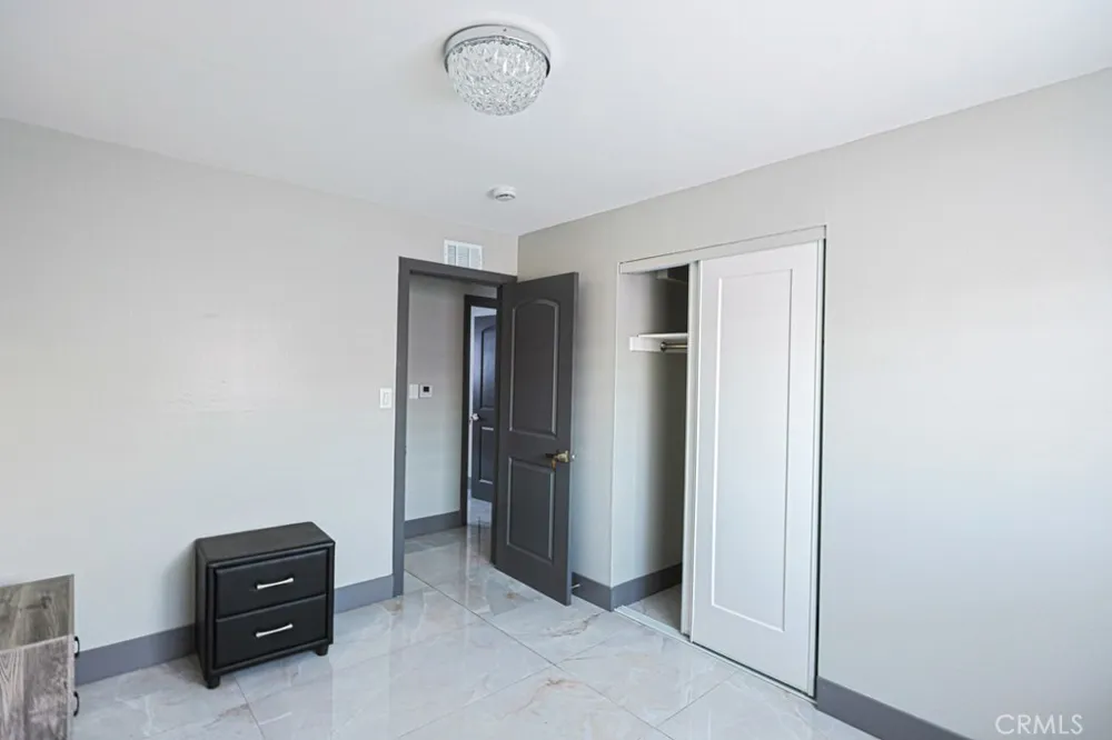 16561 Monroe Huntington Beach, CA 92647