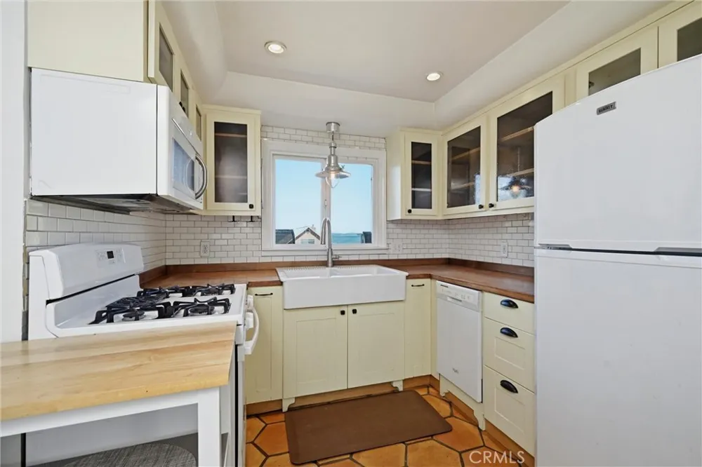 2230 Ashe Lakeport, CA 95453