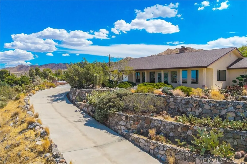 56583 Free Gold Drive Yucca Valley, CA 92284