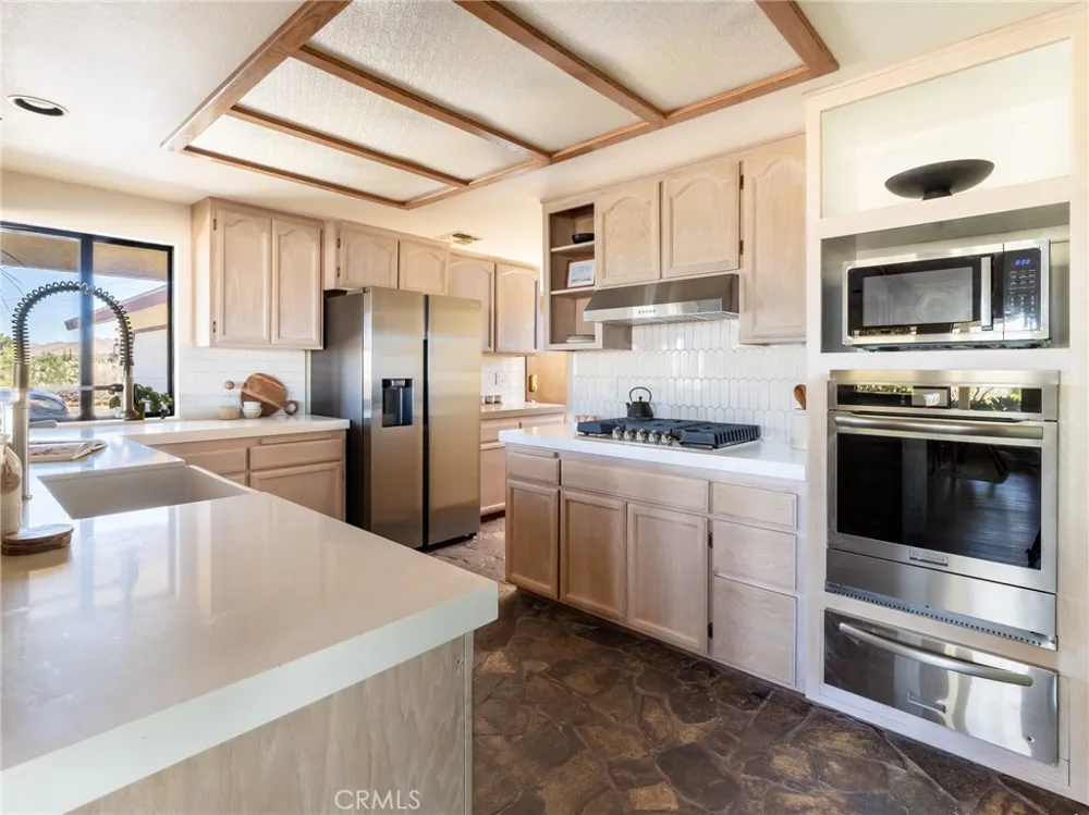 56583 Free Gold Drive Yucca Valley, CA 92284