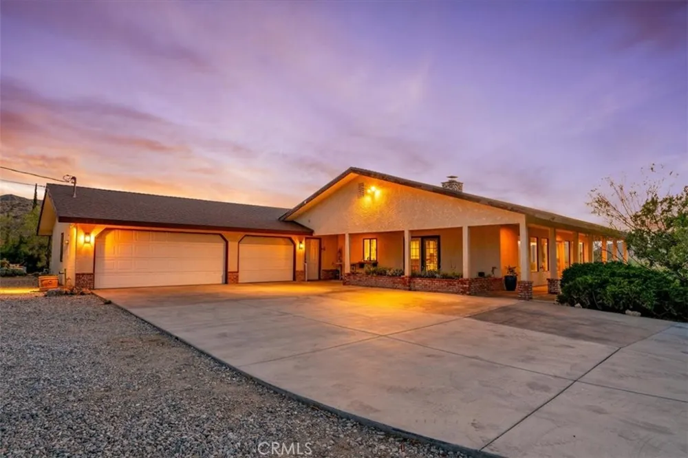 56583 Free Gold Drive Yucca Valley, CA 92284