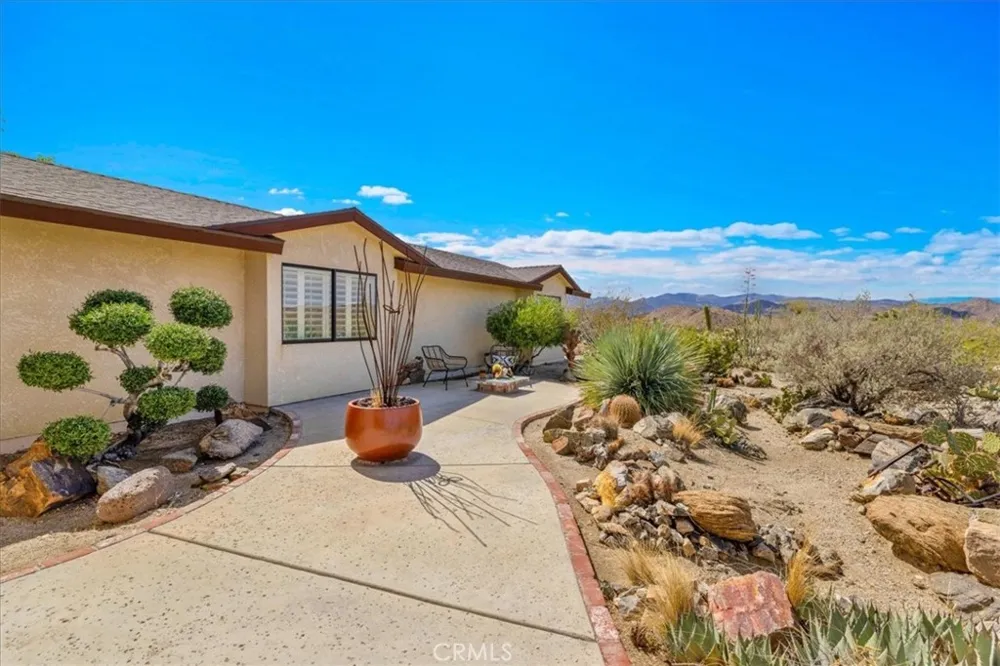56583 Free Gold Drive Yucca Valley, CA 92284