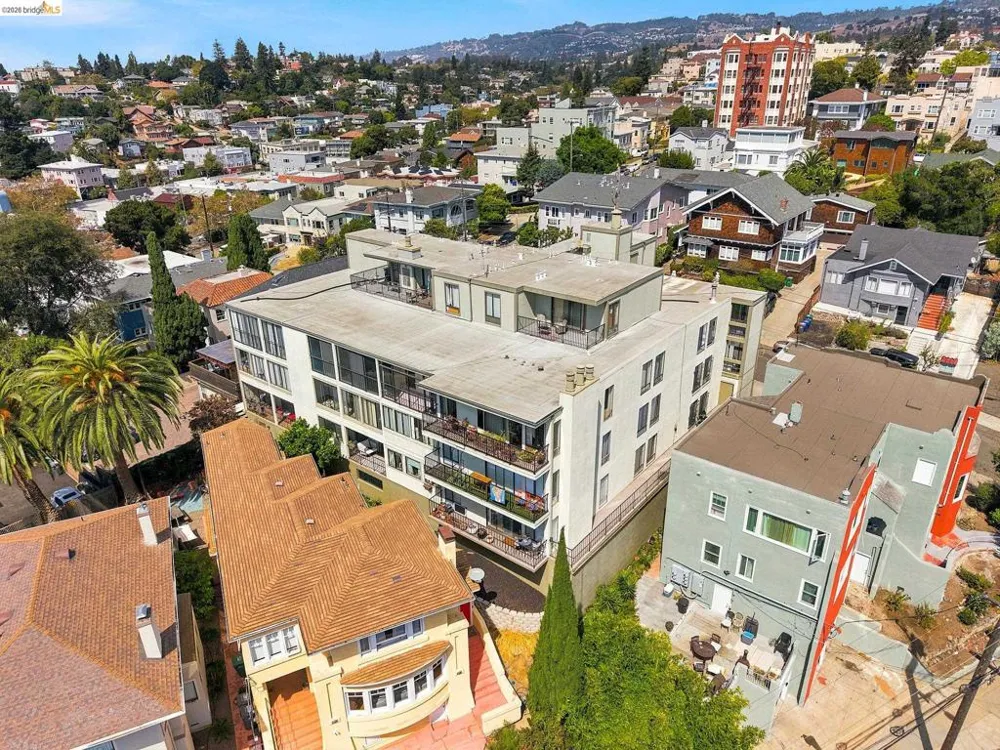 507 Wickson Ave #101 Oakland, CA 94610