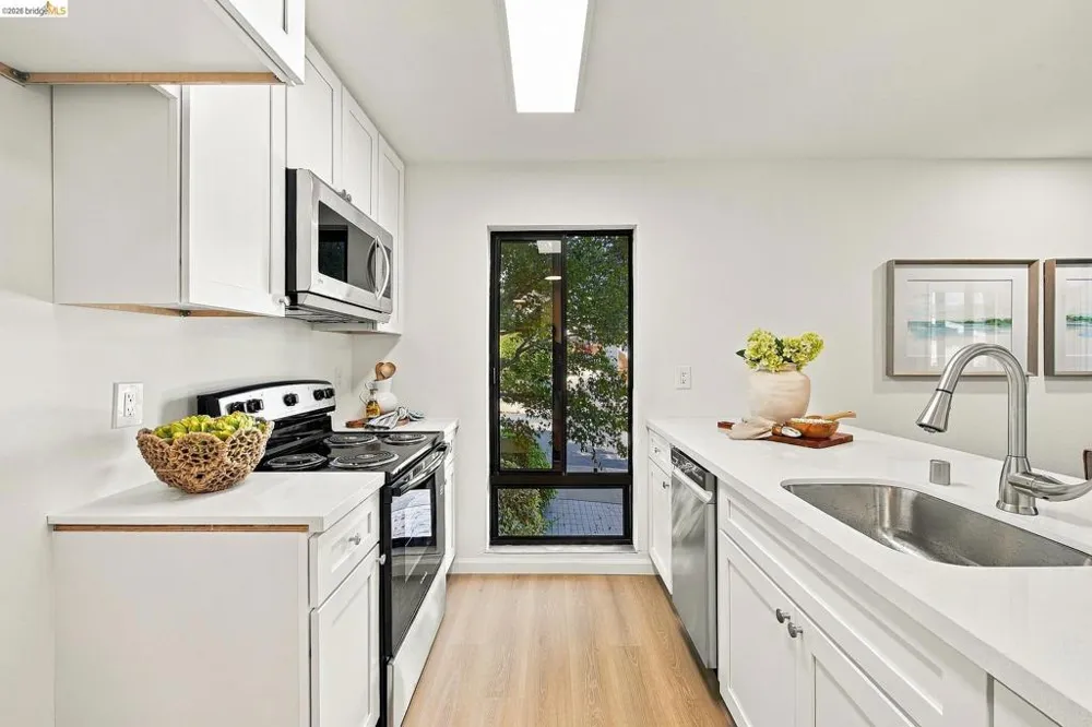 507 Wickson Ave #101 Oakland, CA 94610