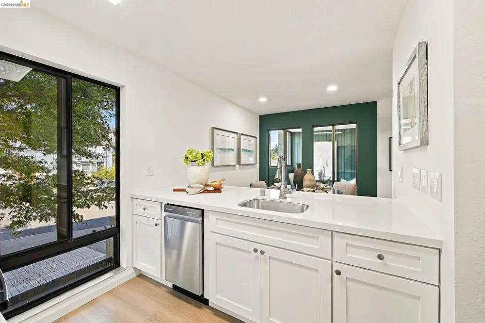 507 Wickson Ave #101 Oakland, CA 94610