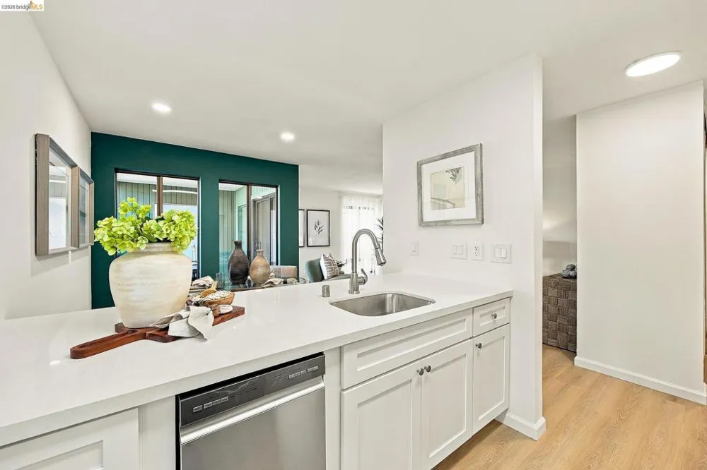 507 Wickson Ave #101 Oakland, CA 94610