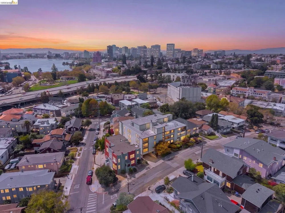 507 Wickson Ave #101 Oakland, CA 94610