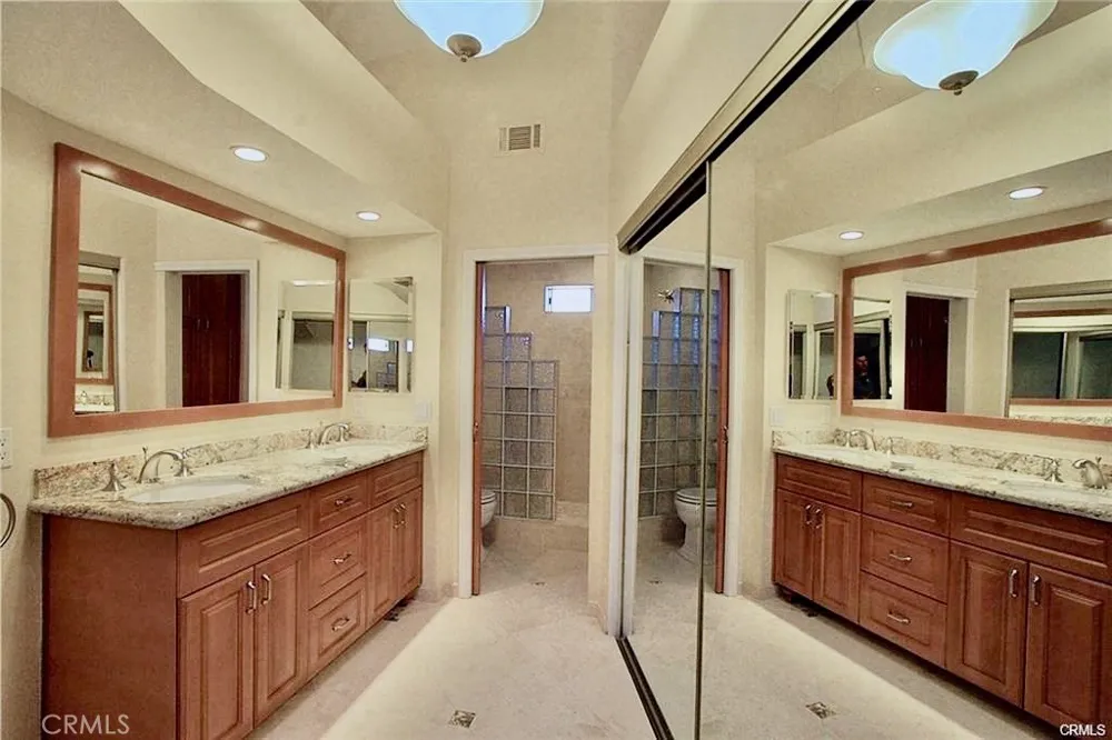 308 San Nicholas Court Laguna Beach, CA 92651