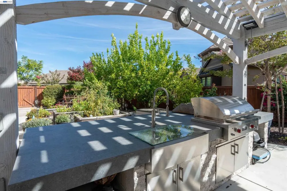 2063 Reserva Court Brentwood, CA 94513