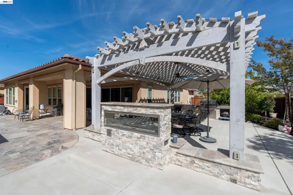 2063 Reserva Court Brentwood, CA 94513