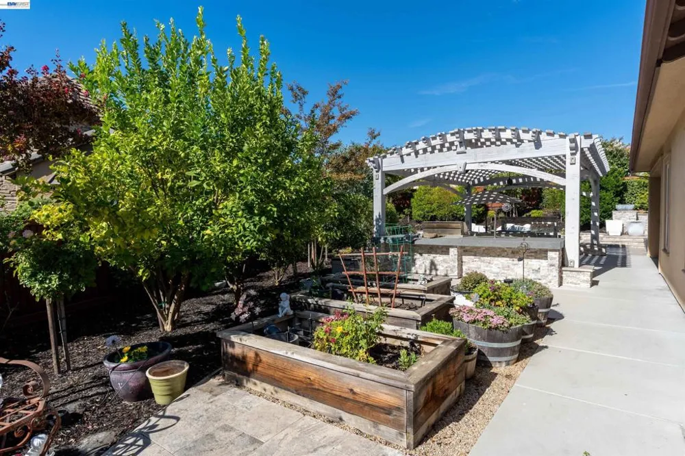 2063 Reserva Court Brentwood, CA 94513