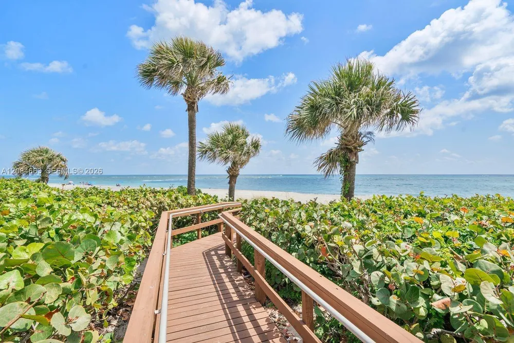 400 Ocean Trail Way #302 Jupiter, FL 33477