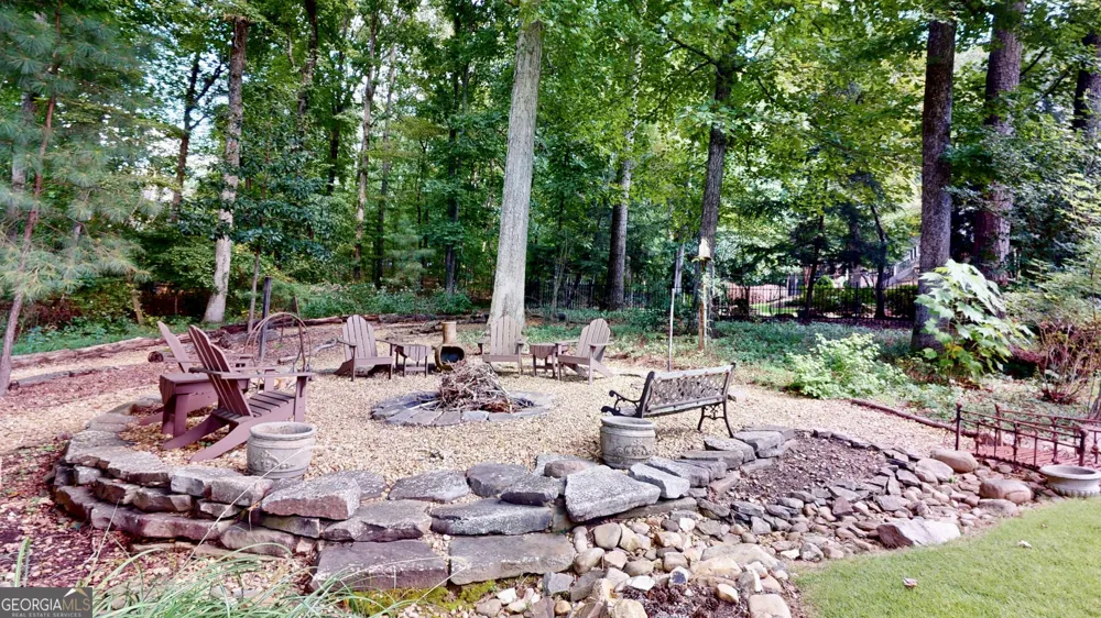 3755 Maryhill LN NW Kennesaw, GA 30152