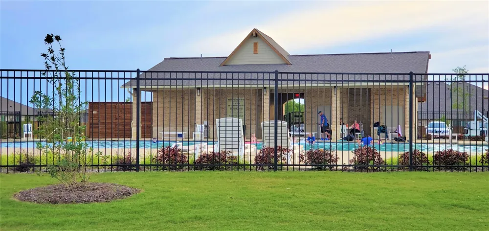1304 Coyote Ridge Aubrey, TX 76227