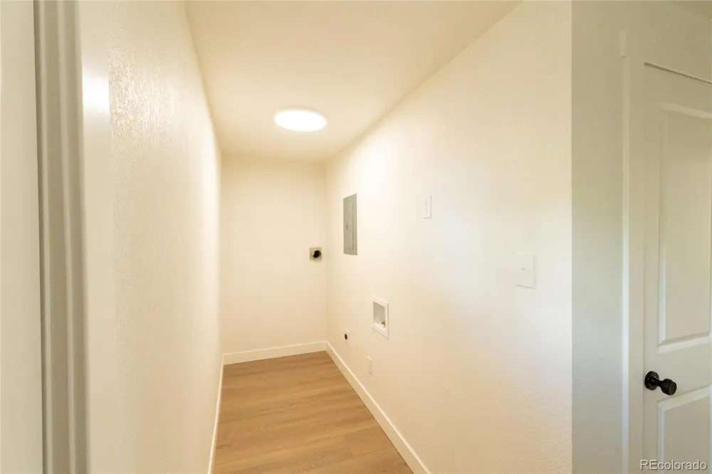 1073 S Raleigh Street Denver, CO 80219
