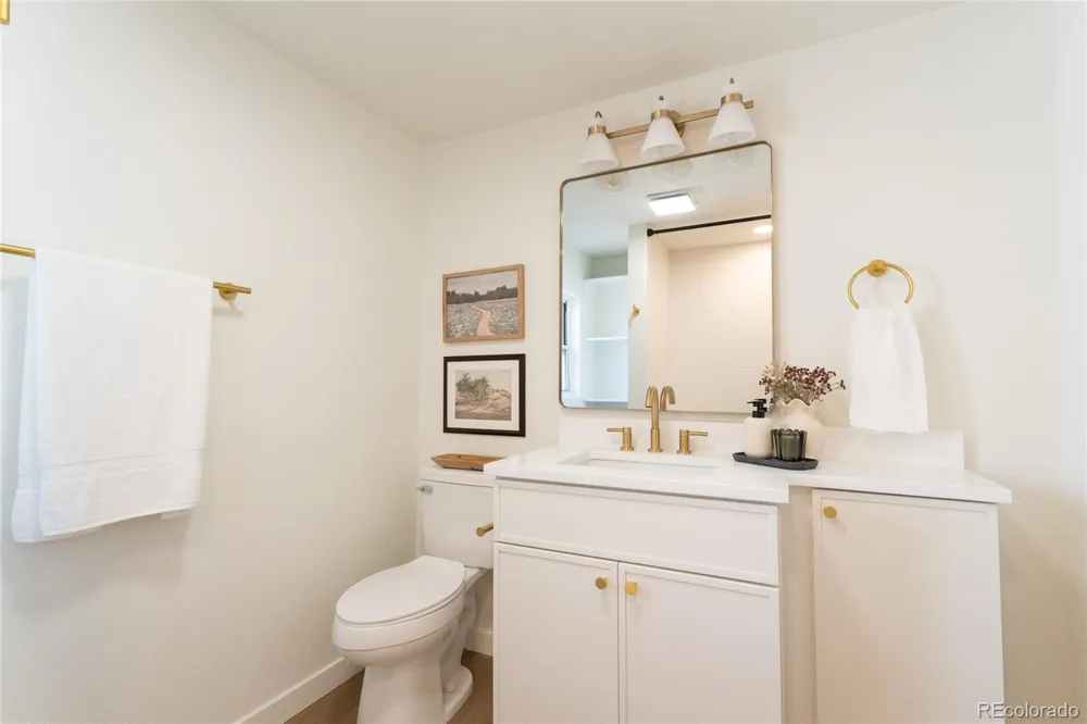 1073 S Raleigh Street Denver, CO 80219