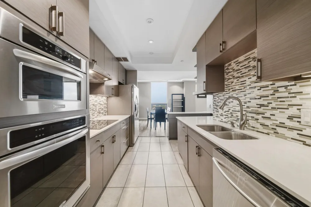 5100 San Felipe Street #374E Houston, TX 77056