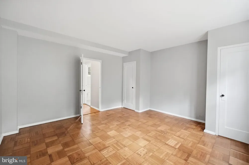 1716 PRESTON ROAD Alexandria, VA 22302