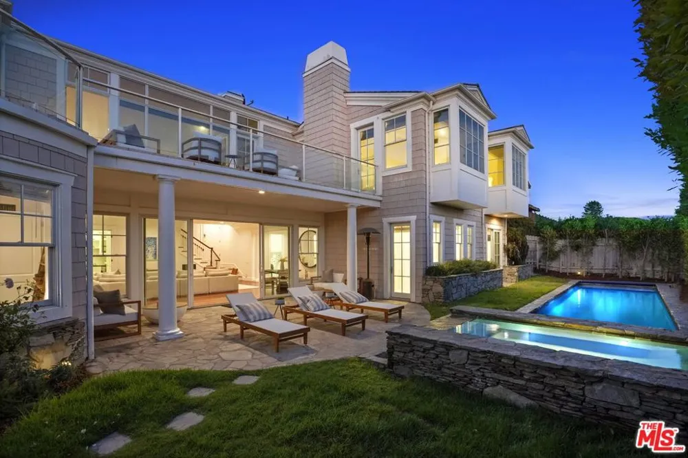 7335 Birdview Avenue Malibu, CA 90265