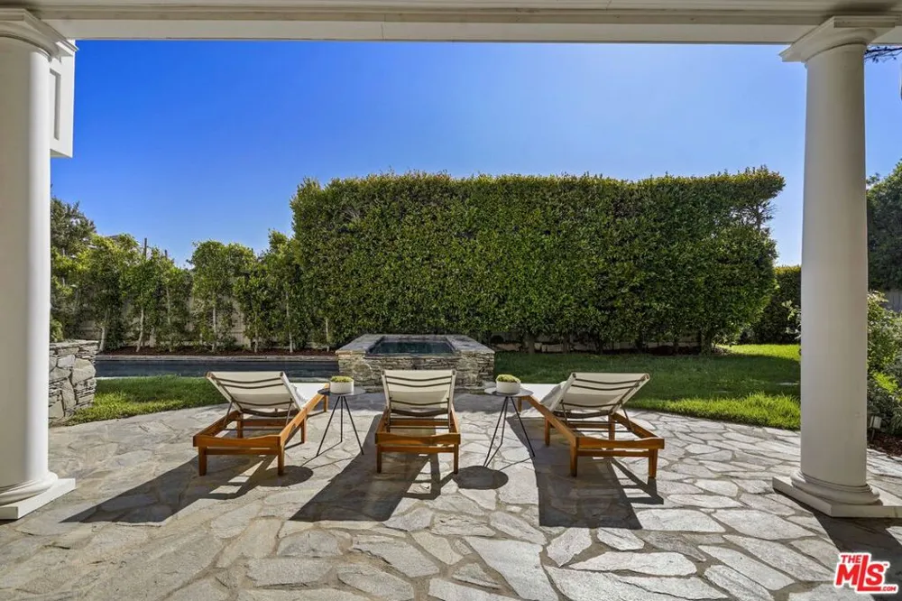 7335 Birdview Avenue Malibu, CA 90265