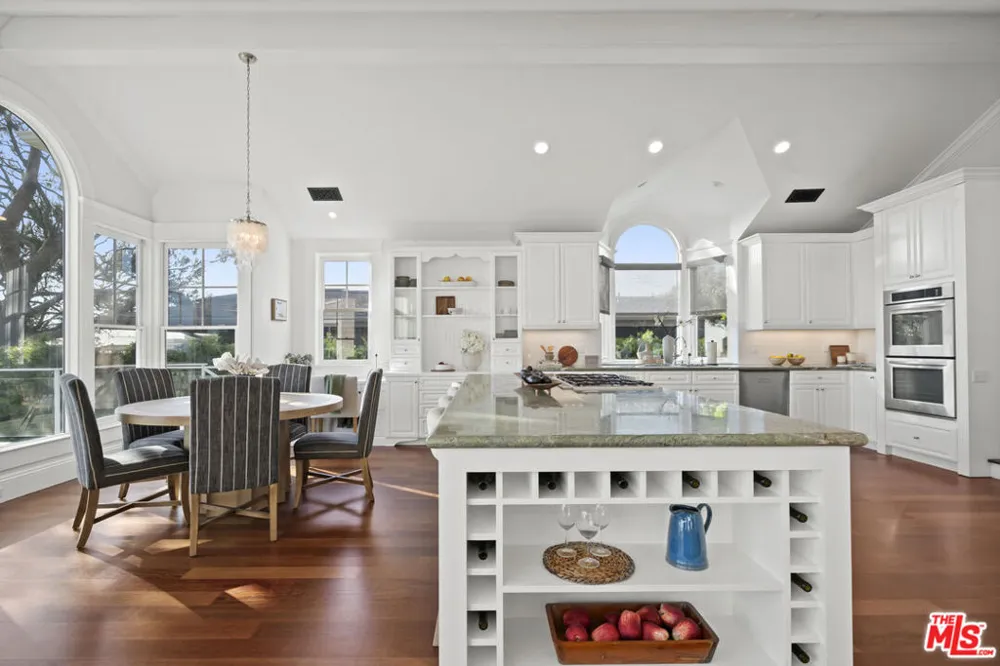 7335 Birdview Avenue Malibu, CA 90265