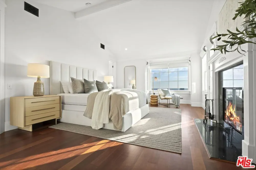7335 Birdview Avenue Malibu, CA 90265